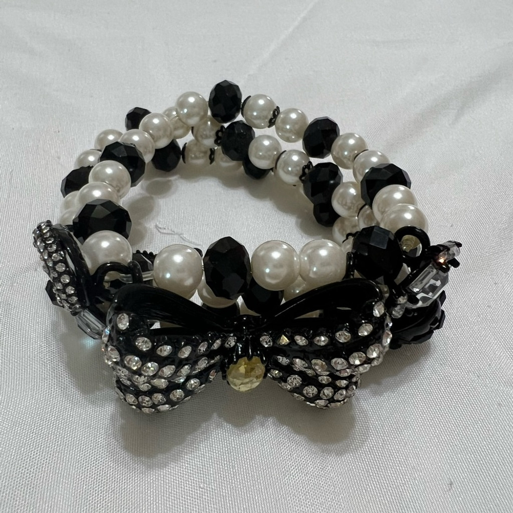 Betsey Johnson Black and White Bow Bracelet